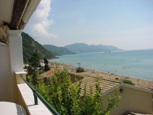 Menigos Resort House Agios Gordios  Buitenkant foto