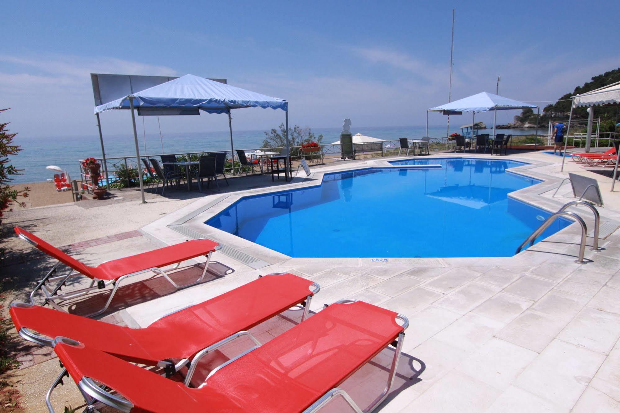 Menigos Resort House Agios Gordios  Buitenkant foto
